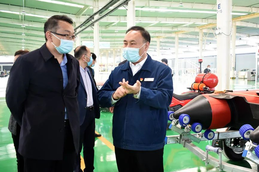 市委研究室主任張吉川一行來(lái)我司調(diào)研